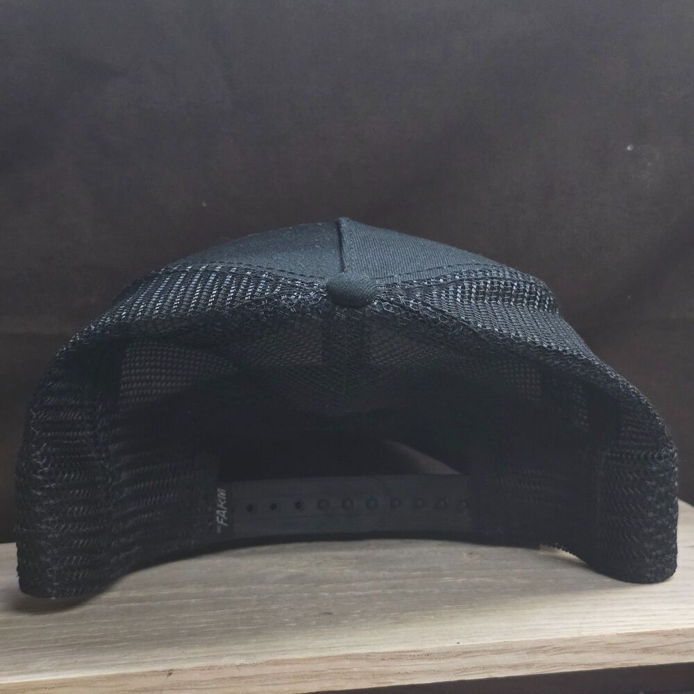 Goorin Bros The Farm Sucker Octopus Black Trucker Hat Snapback - Picture 4 of 8